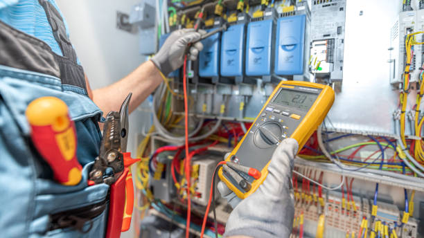 Best Electrician Near Me  in Wakarusa, IN